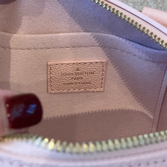 Louis Vuitton by the pool speedy 20 in pink - Picture 13 of 17